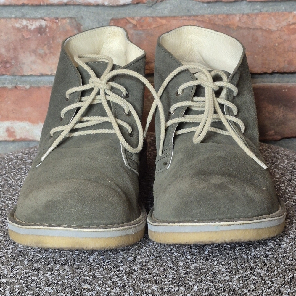 Gravitypope Suede Desert Boots EU 39 Made in Italy Olive Green Crepe Sole